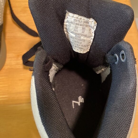 Multi lights boys high tops size 2 - Picture 5 of 5